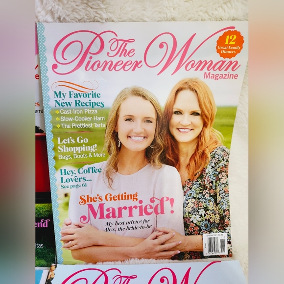 The Pioneer Woman Magazine 6 issues. Tons Of Recipes. - Picture 5 of 9